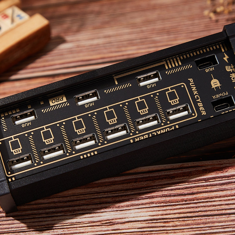 "Cyber" USB Socket With 6 USB-A Ports