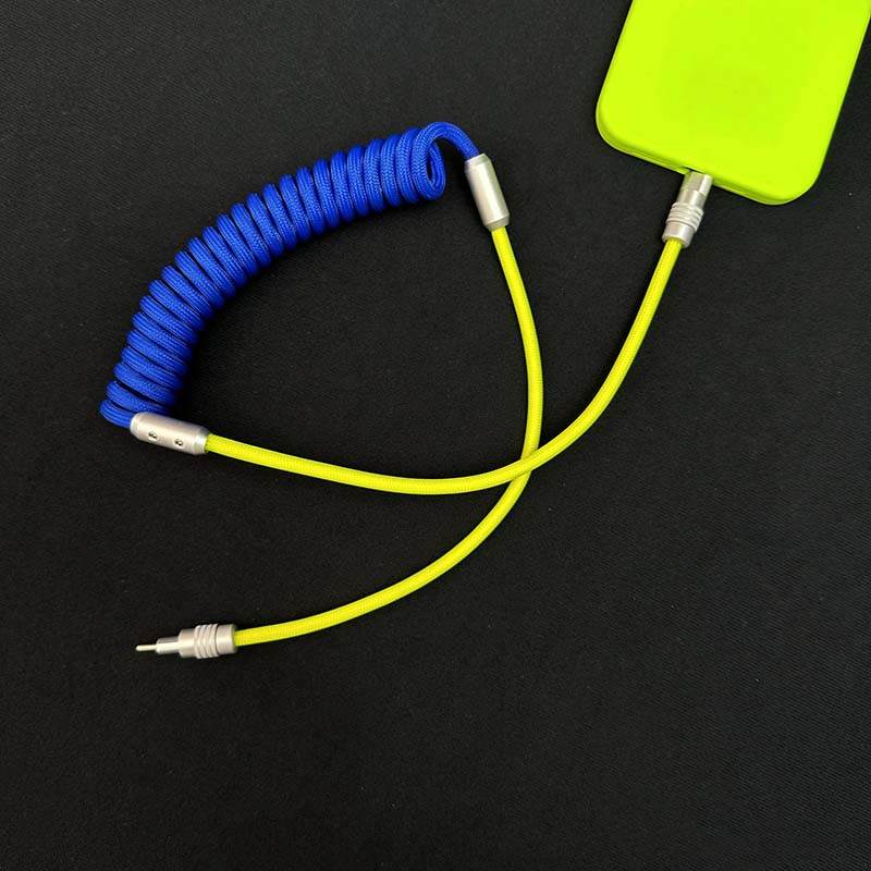 "Colorblock Chubby" Spring Charge Cable