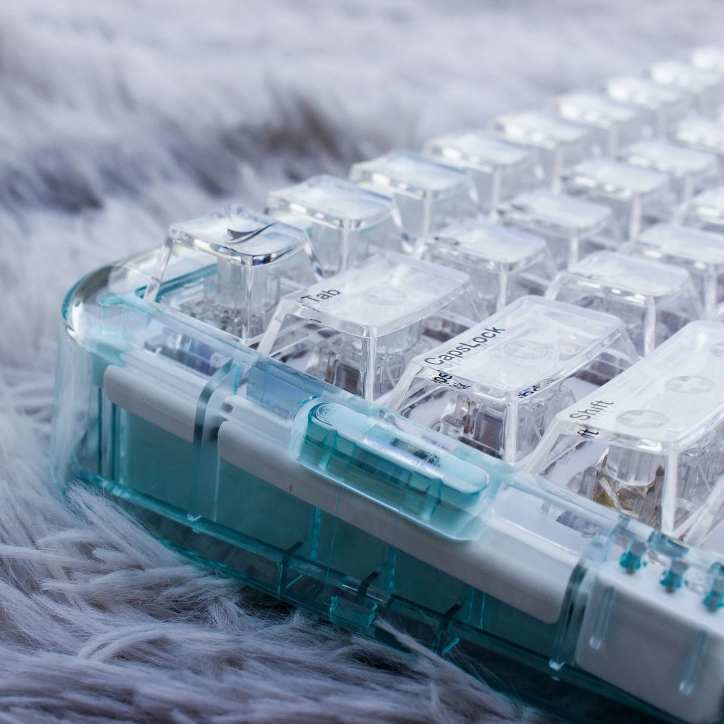 "See Through Me" Transparent Keycaps Set